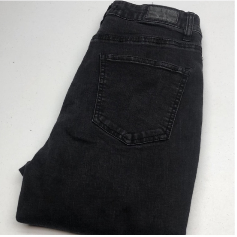 LIKE NEW BLUENOTES BLACKWASH EMMA HIGH RISE JEGGINGS 10/30x28 ⭐️